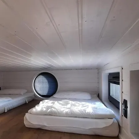 Tiny House Scarlet